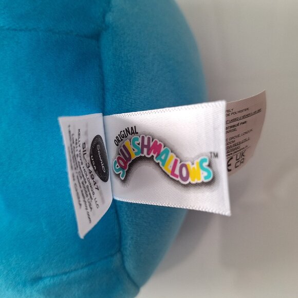 Hello Kitty Squishmallow 8" - Picture 4 of 4